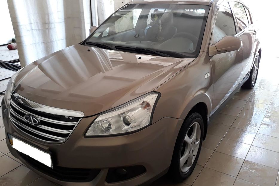 Продам Chery E 5 2013 года в Житомире