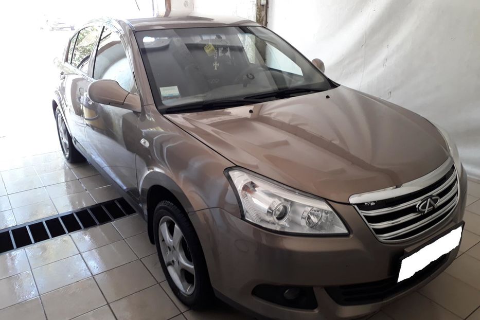 Продам Chery E 5 2013 года в Житомире