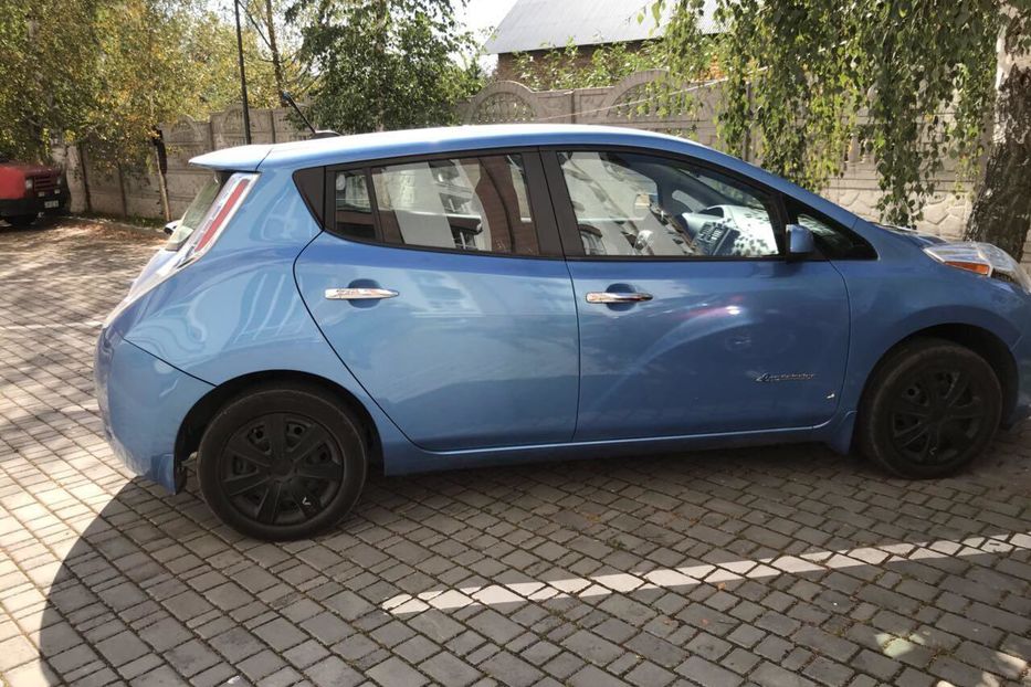 Продам Nissan Leaf S 2014 года в Киеве