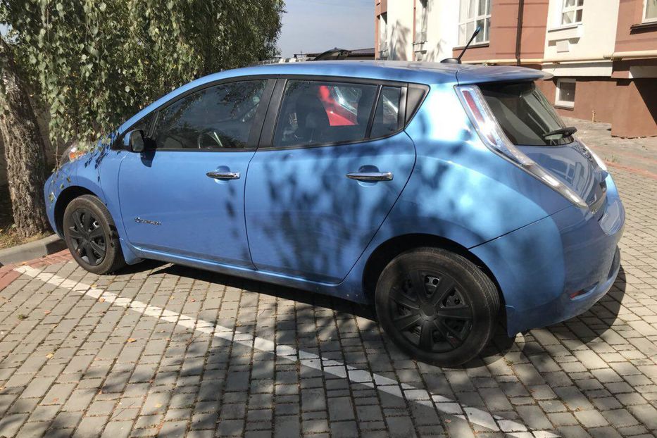 Продам Nissan Leaf S 2014 года в Киеве