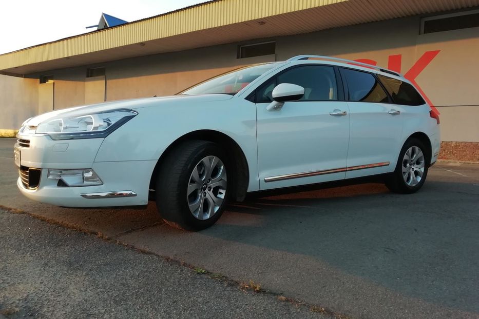 Продам Citroen C5 e-HDi 115 Collection 2015 года в Львове