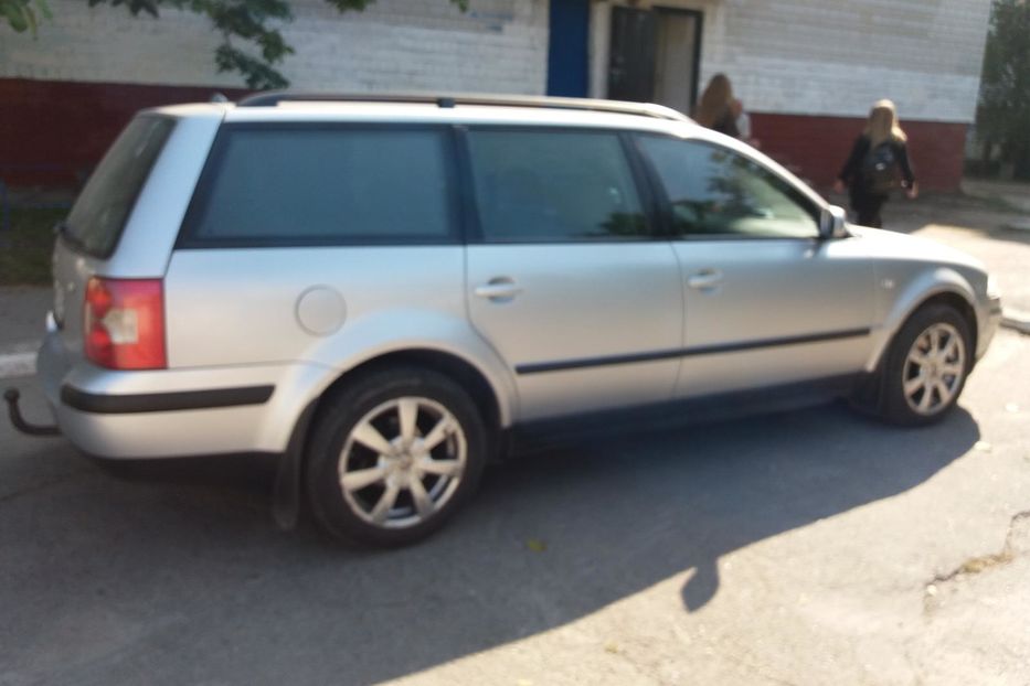 Продам Volkswagen Passat B5 2003 года в Киеве