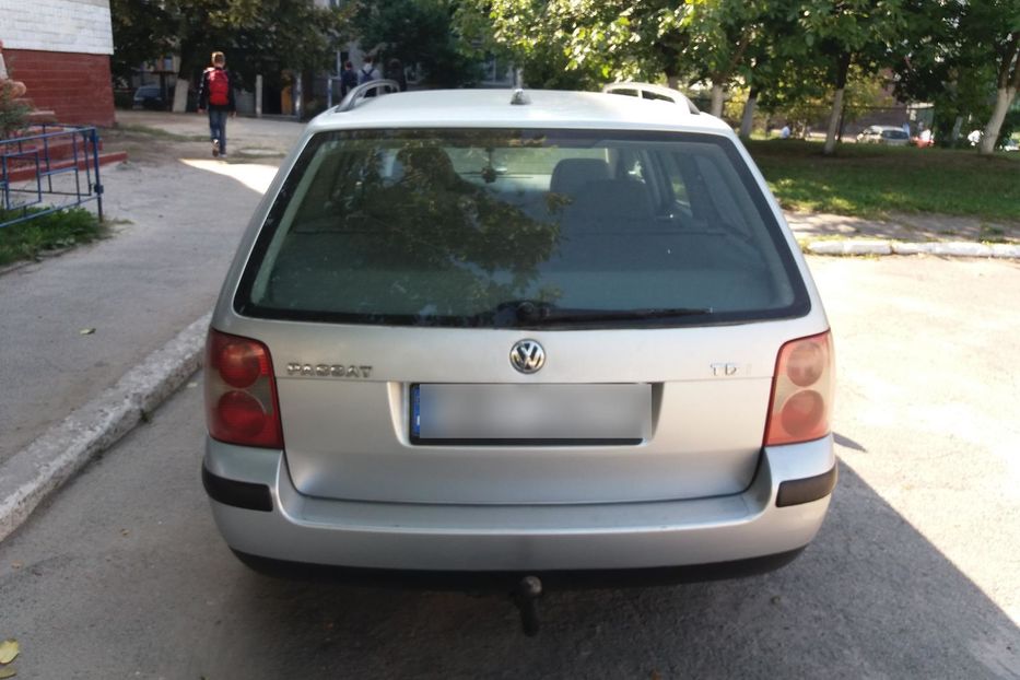 Продам Volkswagen Passat B5 2003 года в Киеве