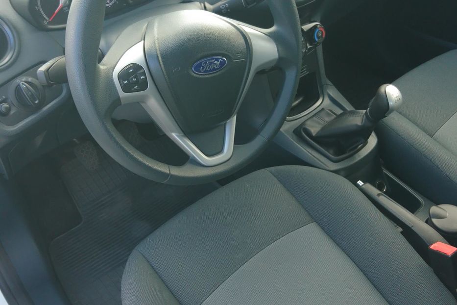 Продам Ford Fiesta 2011 года в Киеве