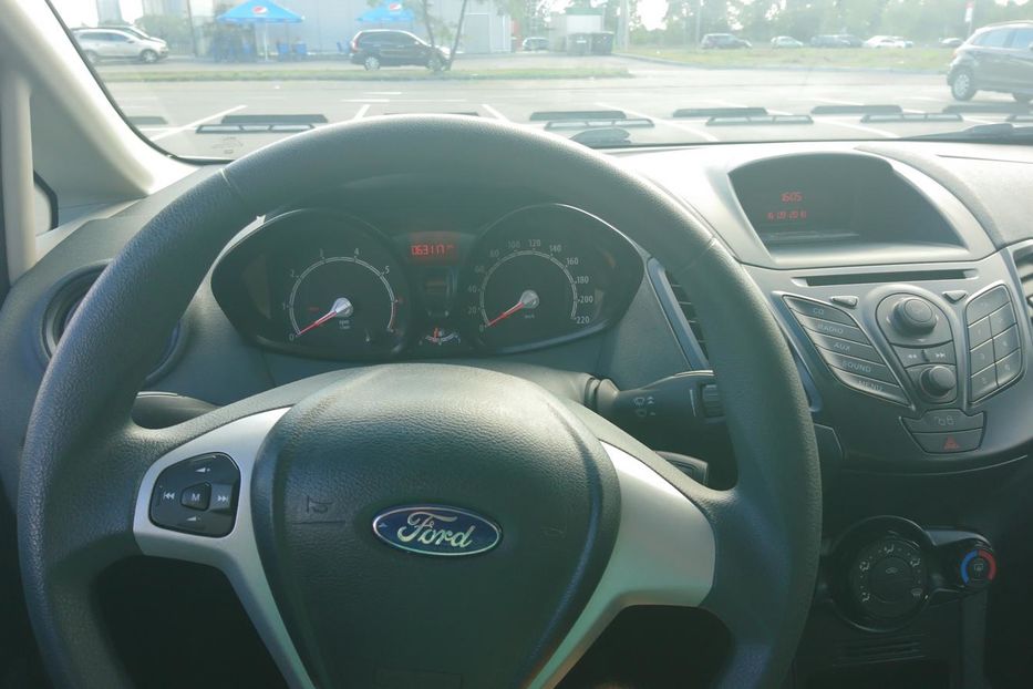 Продам Ford Fiesta 2011 года в Киеве