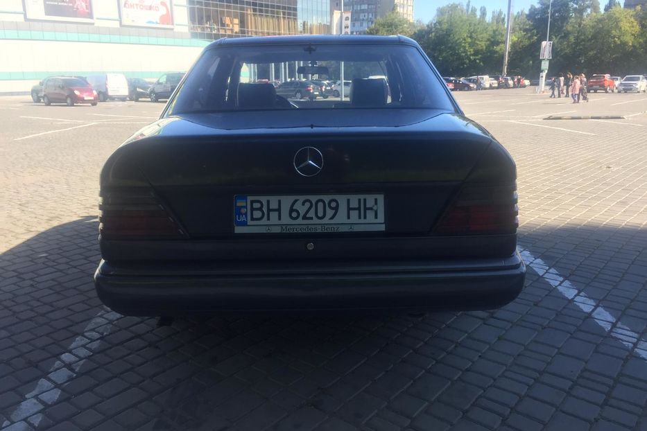 Продам Mercedes-Benz 230 1988 года в Одессе