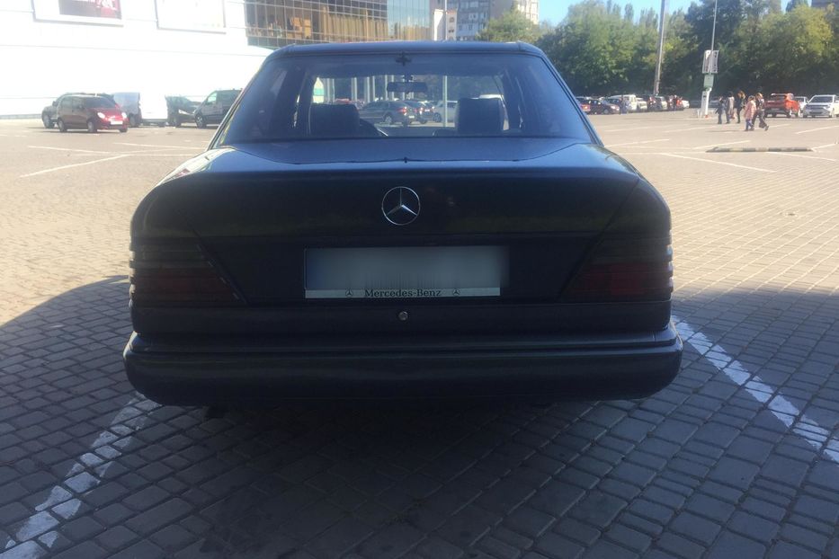 Продам Mercedes-Benz 230 1988 года в Одессе