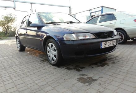 Продам Opel Vectra B 1998 года в г. Южный, Одесская область