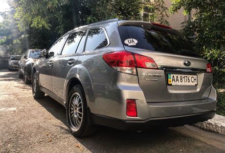 Продам Subaru Outback 2011 года в Киеве