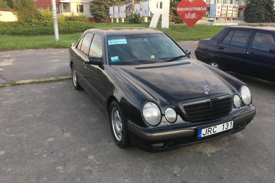 Продам Mercedes-Benz E-Class 2000 года в Киеве