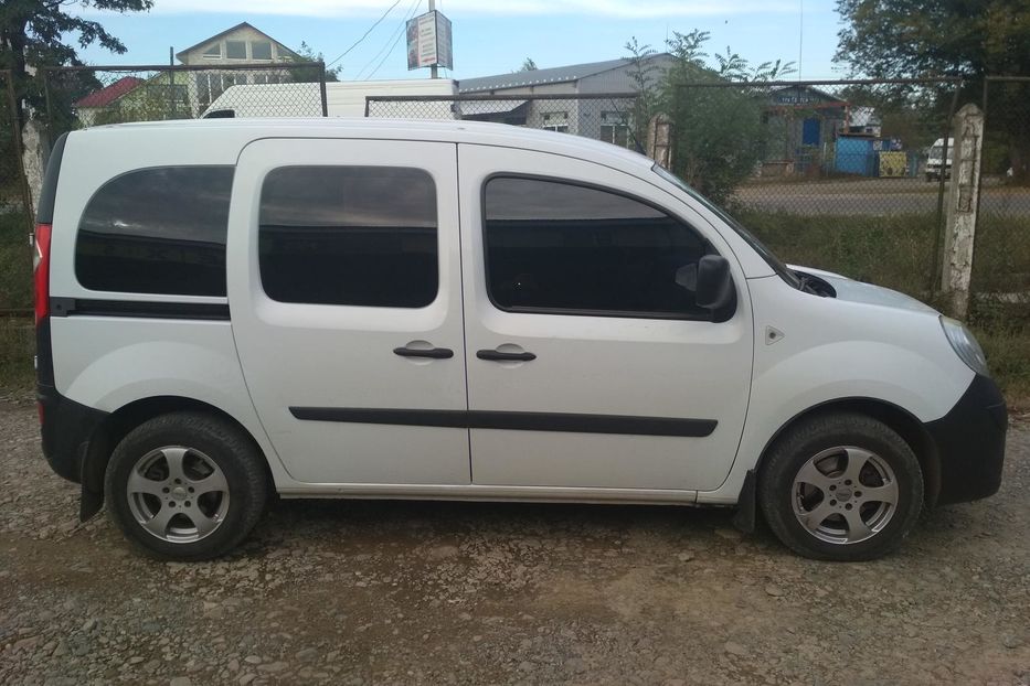Продам Renault Kangoo пасс. 2008 года в Черновцах