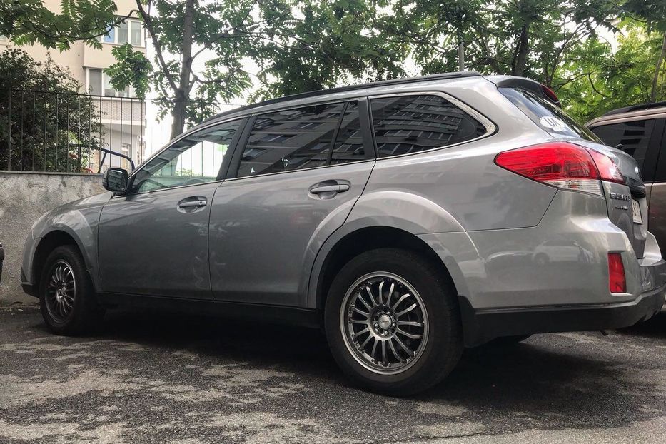 Продам Subaru Outback 2011 года в Киеве