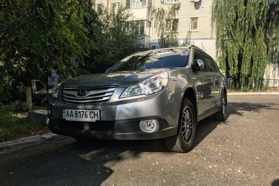 Продам Subaru Outback 2011 года в Киеве
