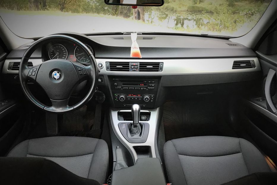 Продам BMW 318 2007 года в Киеве