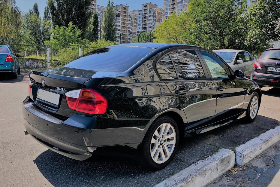 Продам BMW 318 2007 года в Киеве