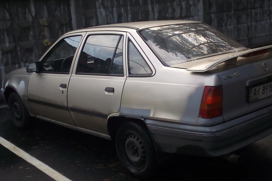 Продам Opel Kadett 1988 года в г. Буча, Киевская область