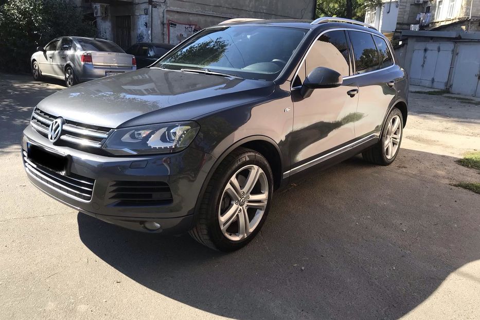 Продам Volkswagen Touareg R-line 2012 года в Одессе