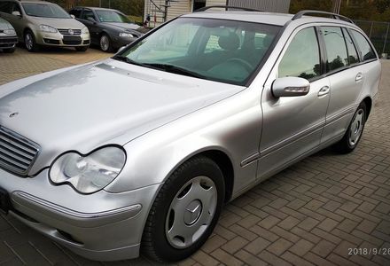 Продам Mercedes-Benz C-Class 2002 года в Киеве