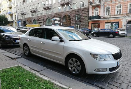 Продам Skoda Superb 2013 года в Киеве