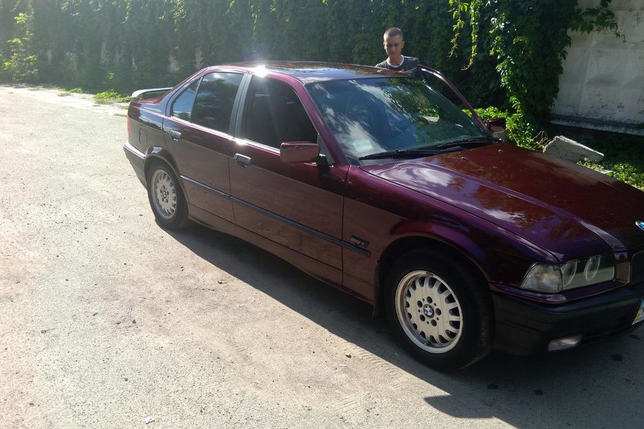 Продам BMW 318 e36 1995 года в Киеве