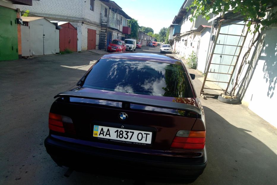 Продам BMW 318 e36 1995 года в Киеве