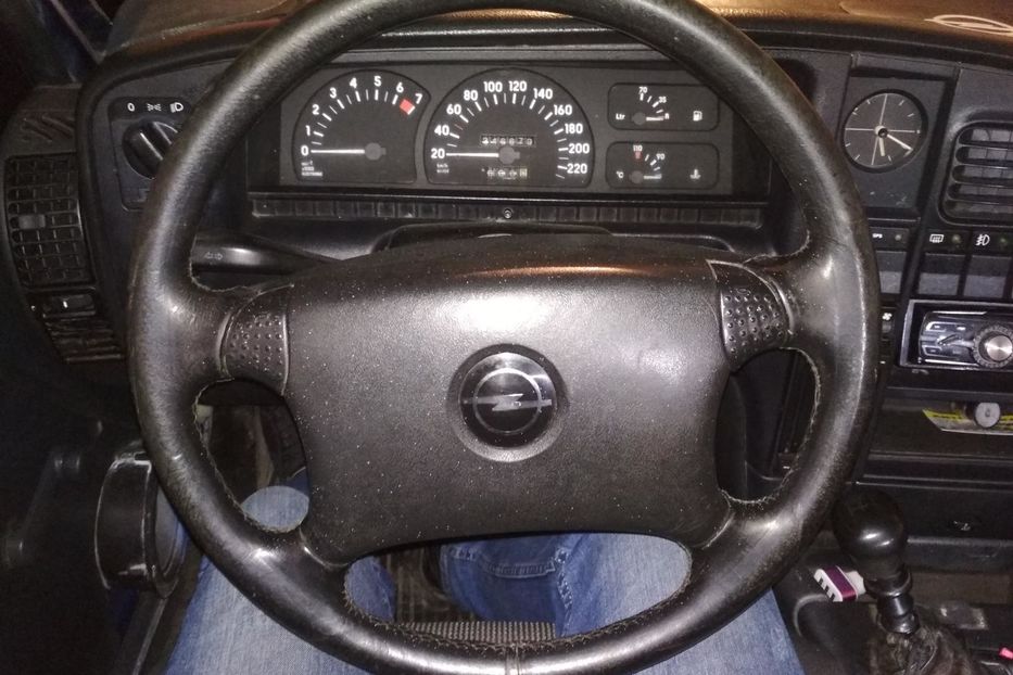 Продам Opel Omega 1990 года в Харькове