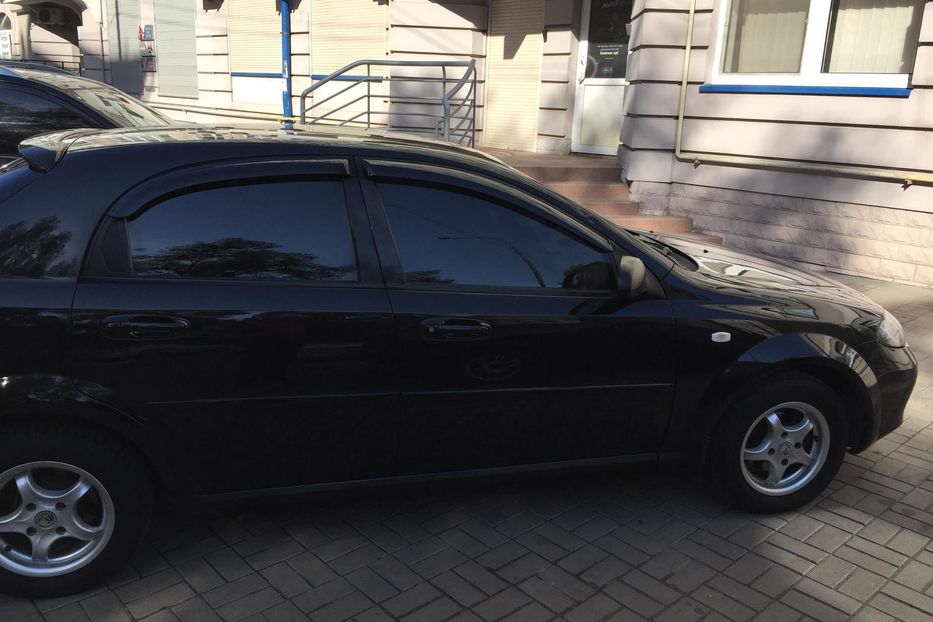 Продам Chevrolet Lacetti хетчбэк 4/5 2006 года в Киеве