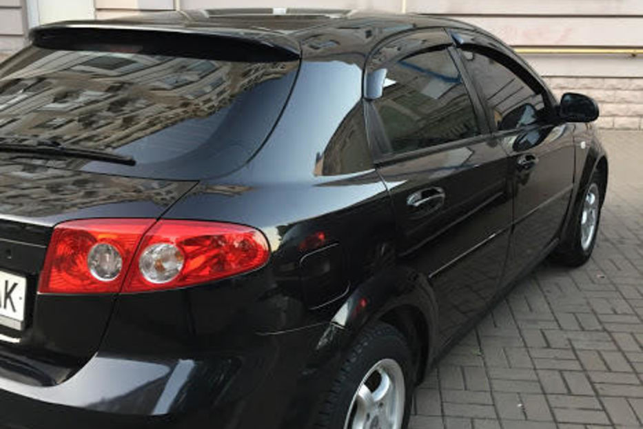 Продам Chevrolet Lacetti хетчбэк 4/5 2006 года в Киеве