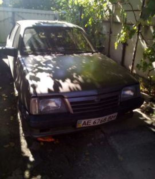 Продам Opel Ascona 1987 года в г. Кривой Рог, Днепропетровская область