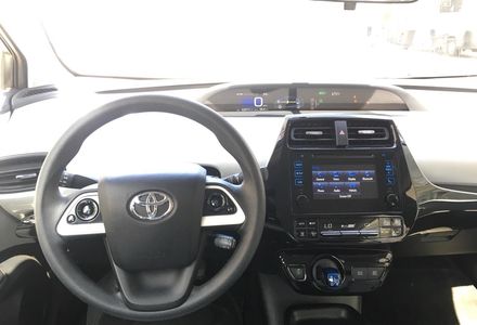 Продам Toyota Prius 2016 года в Одессе