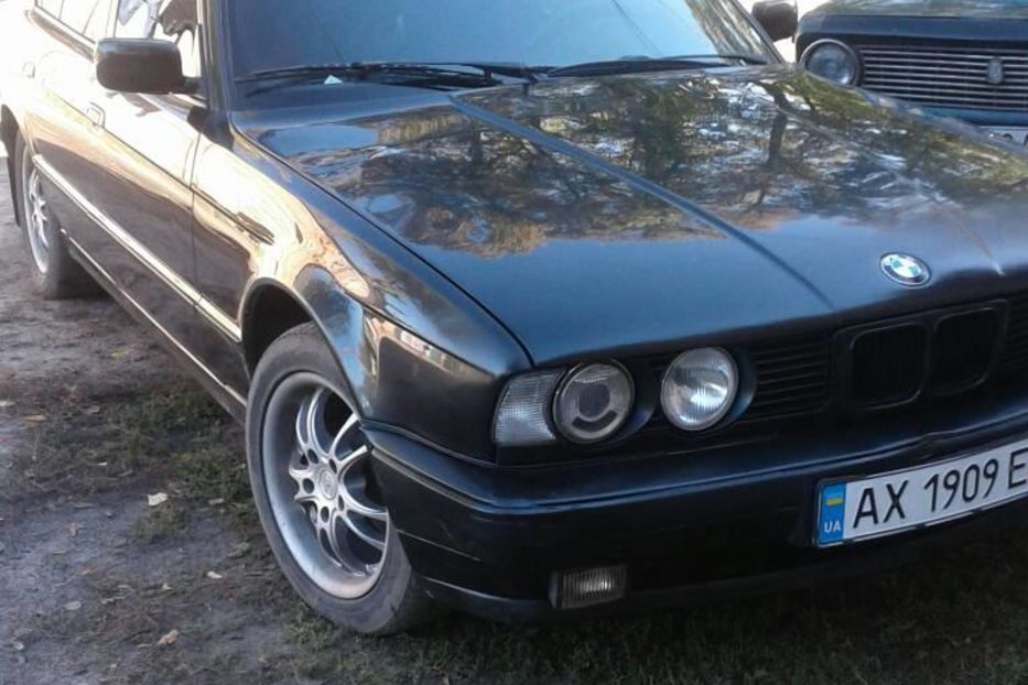 Продам BMW 520 520i 1993 года в Харькове