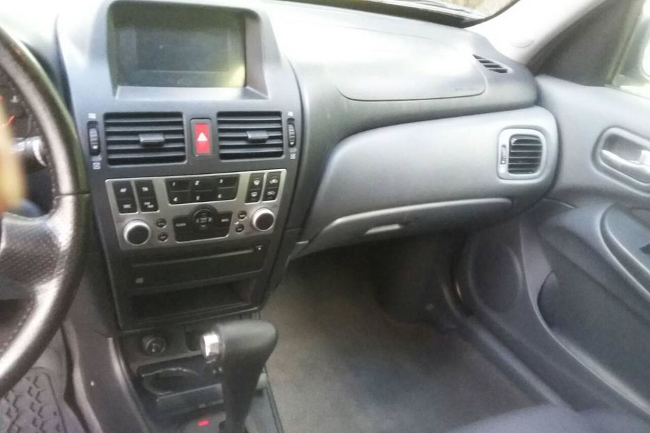 Продам Nissan Almera 2005 года в Киеве