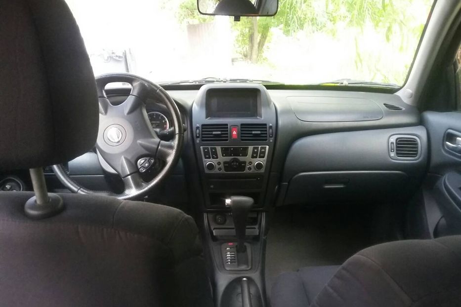 Продам Nissan Almera 2005 года в Киеве