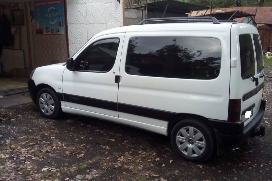 Продам Citroen Berlingo пасс. 2004 года в г. Мукачево, Закарпатская область