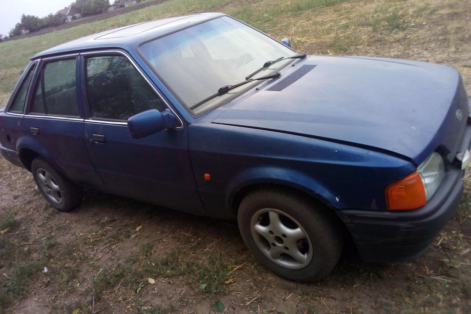 Продам Ford Escort 1989 года в г. Покровское, Днепропетровская область