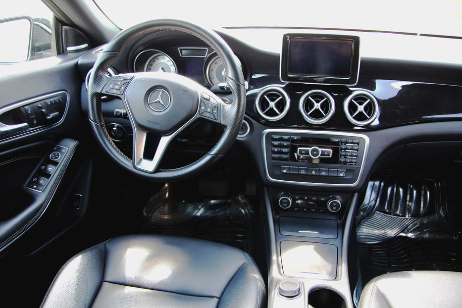 Продам Mercedes-Benz CLA 250 С250 2014 года в Киеве