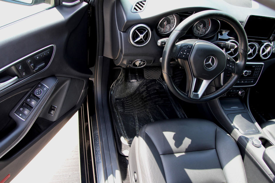 Продам Mercedes-Benz CLA 250 С250 2014 года в Киеве