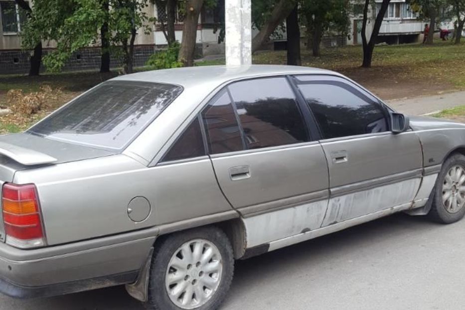 Продам Opel Omega 1987 года в Харькове