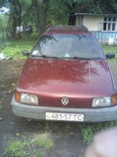 Продам Volkswagen Passat B3 Variant 1993 года в г. Коломыя, Ивано-Франковская область