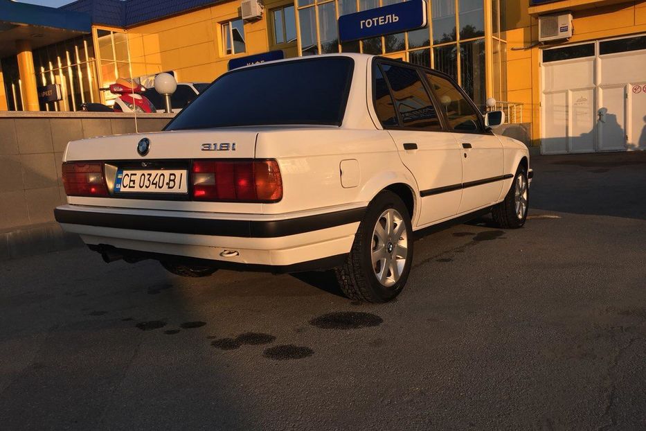 Продам BMW 318 1988 года в Черновцах