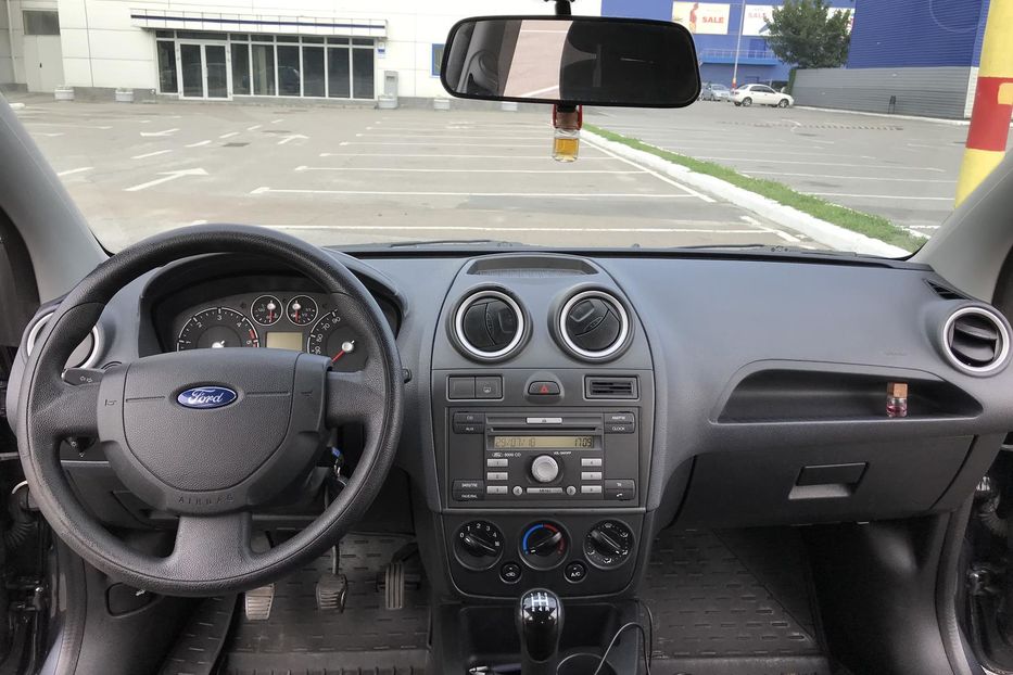 Продам Ford Fiesta 2006 года в Киеве