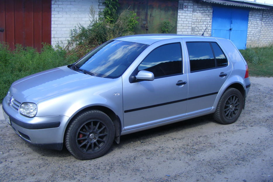 Продам Volkswagen Golf IV 2002 года в Харькове