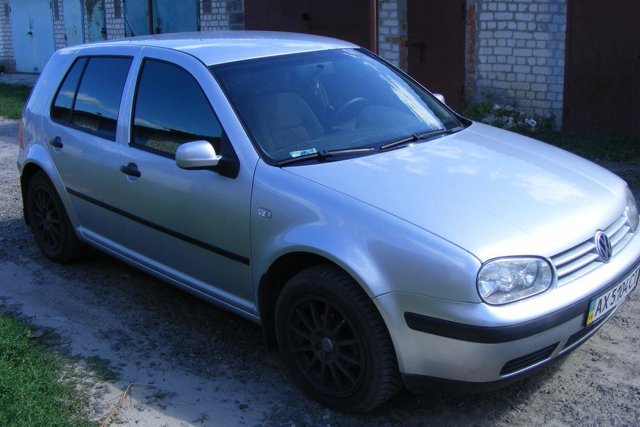 Продам Volkswagen Golf IV 2002 года в Харькове