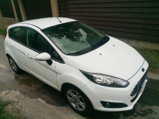 Продам Ford Fiesta comfort＋ 2014 года в Киеве