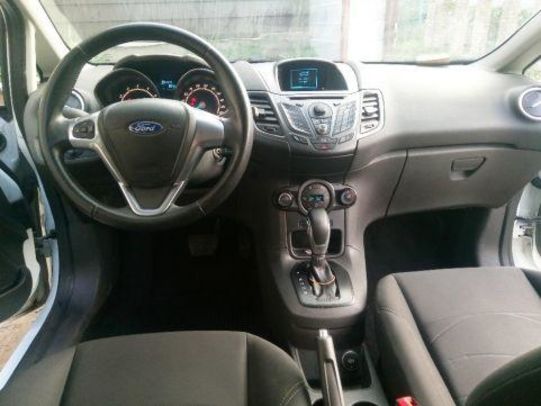 Продам Ford Fiesta comfort＋ 2014 года в Киеве