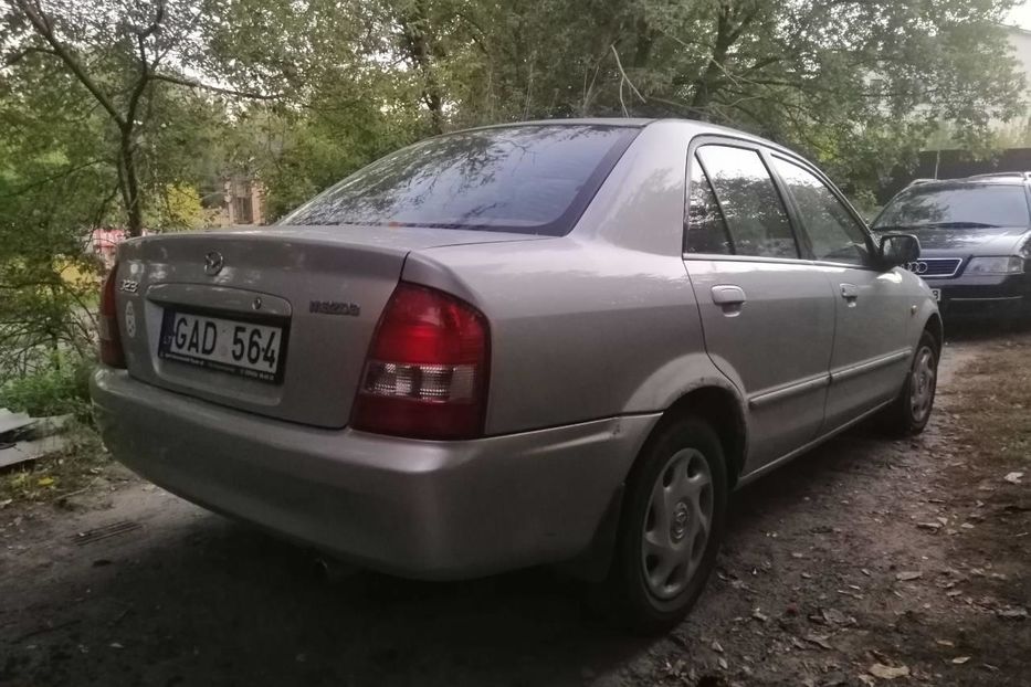 Продам Mazda 323 f 2002 года в Киеве