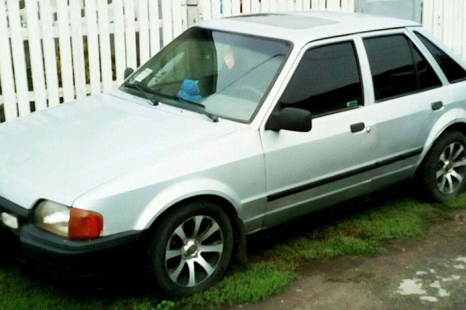 Продам Ford Escort 1987 года в Киеве