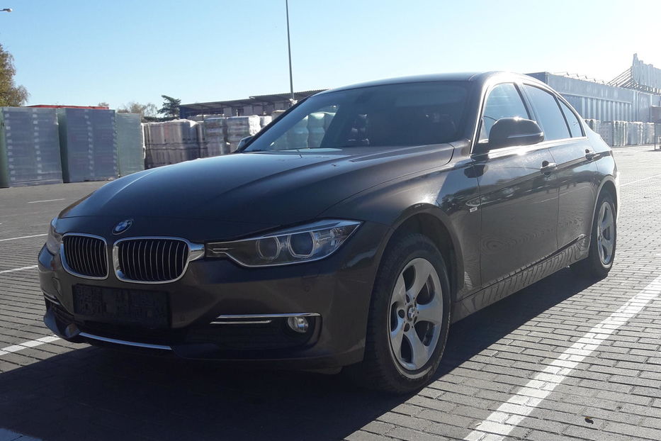 Продам BMW 320 2012 года в Ивано-Франковске