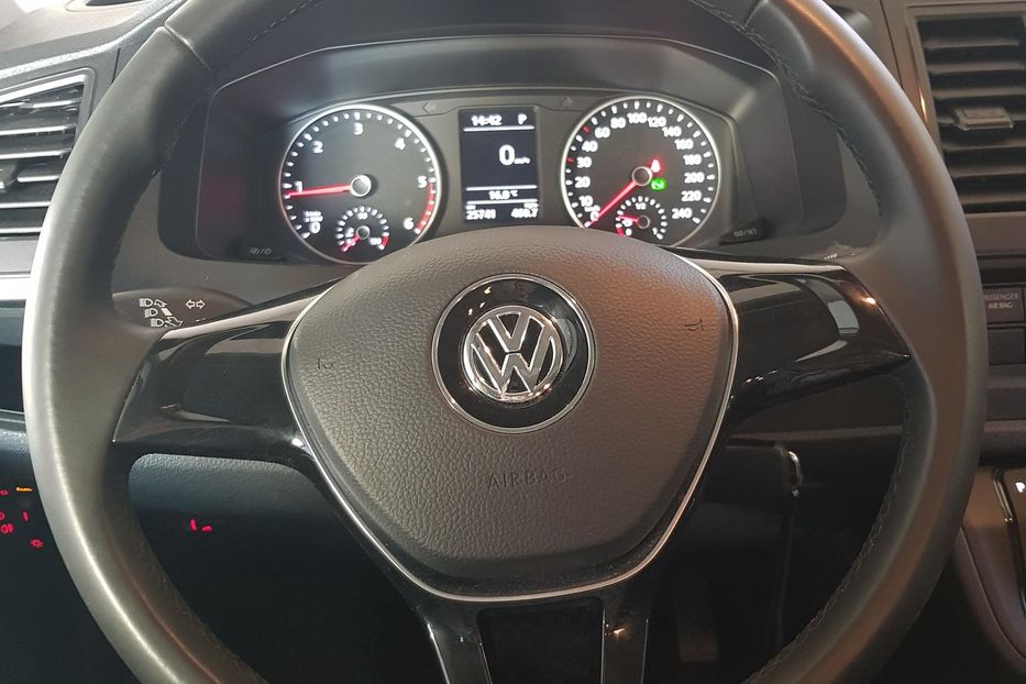 Продам Volkswagen Caravella 2017 года в Львове
