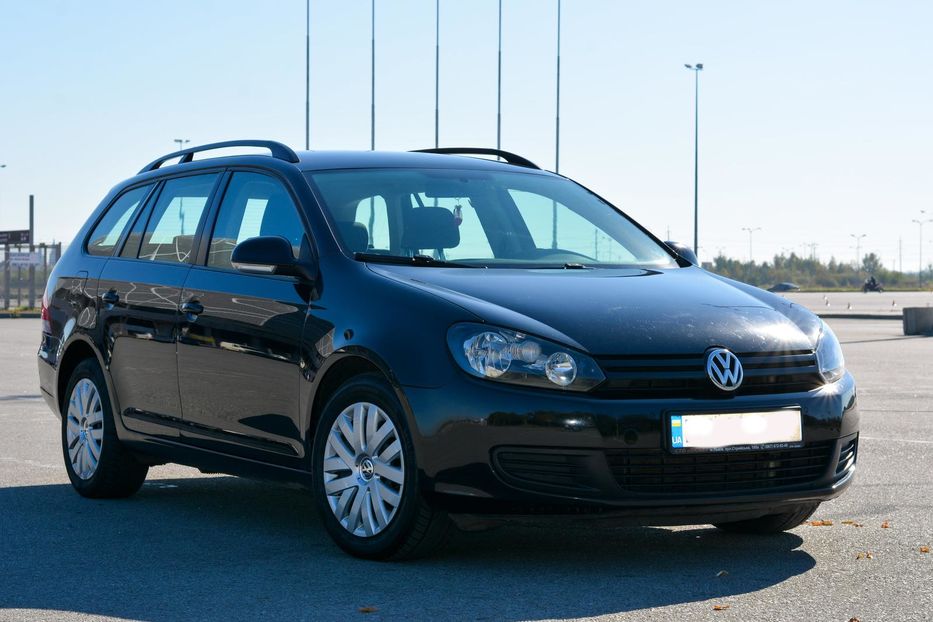 Продам Volkswagen Golf Variant 2013 года в Львове